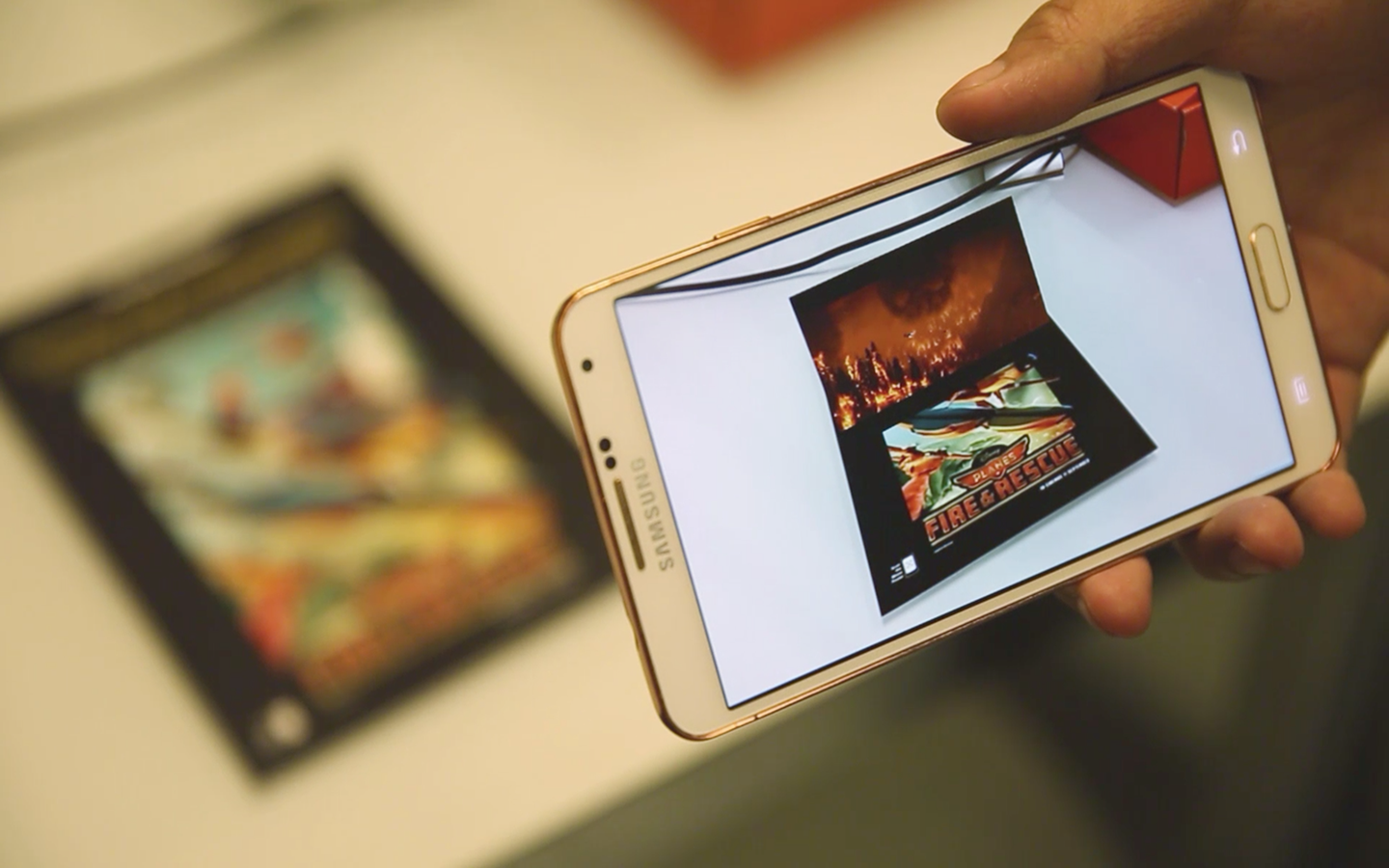 letter-spacing:0.3em;